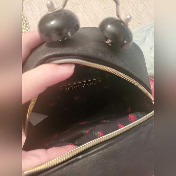 Betsey Johnson Clock Crossbody NWT - Picture 5 of 6